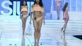 日韩时尚女装走秀视频,女装走秀魅力瞬间回顾