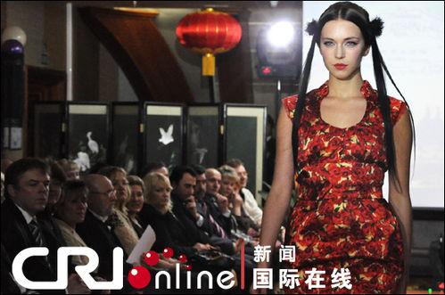 中日韩民族服装走秀视频,穿越时空的时尚盛宴